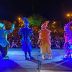 População lota Praça Central na inauguração da Casa do Papai Noel