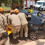 Dourados: Motorista fica preso em ferragens em colisão