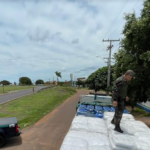 PMA de Mundo Novo autua empresa paranaense em R$ 23 mil e apreende caminhão com 11,5 toneladas de produtos perigosos ilegais