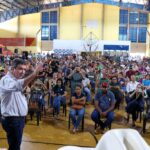 Na primeira agenda no interior, governador assina obras e contrato de R$ 140 milhões