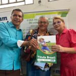 Com títulos de propriedade, famílias celebram fim de espera