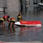 Embarcação naufraga na Baía de Guanabara e deixa seis mortos e dois desaparecidos