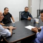 Vereadores Cleyton Martins e Izaqueu Diniz buscam melhorias para as estradas vicinais em reunião com autoridades políticas na capital