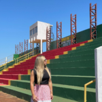 Vereadora Cristina Fiuza solicita a revitalização da cobertura da arquibancada do estádio