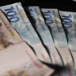 Beneficiários com NIS de final 9 recebem novo Bolsa Família