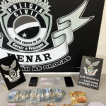 Polícia Civil prende 2 por tráfico de drogas que utilizavam conveniência para distribuir entorpecentes pela região