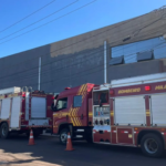 Garoto leva choque de mais de 13 mil volts quando pintava telhado de galeria no Tijuca