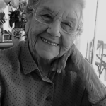 Querida pela culinária e jeito materno, morre Vovó Palmirinha aos 91 anos