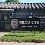 Polícia prende jovens por tráfico de drogas em Anastácio