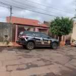 Denúncia de tráfico acaba com casal preso e dois resgatados de cárcere