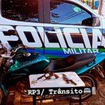 Homem sofre acidente de moto em Aquidauana e no hospital encontram arma de fogo, faca e dois celulares em sua mochila