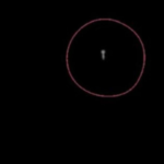 Luz aparece em formato de cruz no céu chama a atenção em Campo Grande