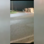 Carreta carregada de soja tomba na saída para Aquidauana