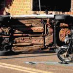 Motociclista vai parar embaixo de carro em acidente em Campo Grande