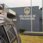 Bêbado, homem morre atropelado após subir e cair embaixo de caminhão em Amambai 