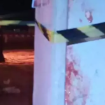 Dois homens morrem após colisão de moto em poste