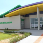 Sem aceitar fim de relacionamento, homem faz ex-mulher e bebês reféns em MS