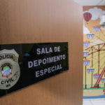 Meninas são arrastadas para matagal, estupradas e roubadas por bandido em Campo Grande