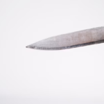 Após não conseguir dinheiro para bebida, cunhado esfaqueia irmão de sua mulher em Sidrolândia