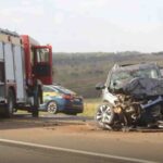 Colisão frontal entre carro e caminhonete acaba em morte de mulher na BR-158