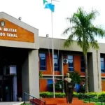 Tenente-Coronel da PM é presa por desobediência após dar ‘carteirada’ e invadir Comando Geral