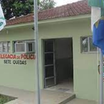 Homem é preso após beliscar e dar tapa nas nádegas de adolescente em ginásio de esportes