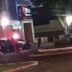 Motociclista é baleado durante perseguição policial no centro de Dourados