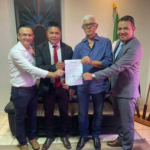 Valdecir José Carnevalli, o “Ganso”, assume como vereador após posse