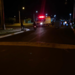 Por falta de sinalização, mulher cai em quebra molas e quebra o braço em Sidrolândia