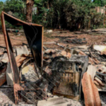 Só com a roupa do corpo, família perde tudo em incêndio de barraco na Cidade de Deus