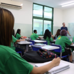 Maior do Brasil: publicado decreto e lei que reajustam salário de professores de MS