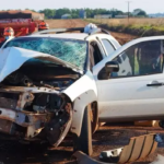 Motorista morre ao bater carro com “muamba” em trator na BR-463