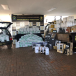 Carga milionária de agrotóxicos e bebidas é apreendida pelo DOF em Dourados