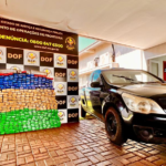 Homens que seguiam para Campo Grande com quase meia tonelada de maconha são presos pelo DOF no Distrito de Carumbé