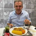 Vander Loubet já está em casa para concluir recuperação após quadro de infecção