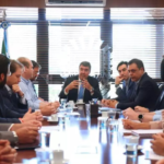 Riedel se reúne com grupo para discutir sobre reforma tributária em MS