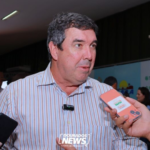 Em Dourados, Riedel vistoria obras em avenidas e participa de filiação de Marçal