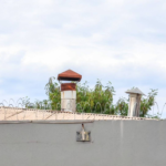 Encontrado morto na chaminé foi empurrado por comparsa durante furto de fiação em boate