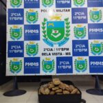 𝗣𝗼𝗹𝗶́𝗰𝗶𝗮 𝗠𝗶𝗹𝗶𝘁𝗮𝗿 𝗲𝗺 𝗕𝗲𝗹𝗮 𝗩𝗶𝘀𝘁𝗮 𝗮𝗽𝗿𝗲𝗲𝗻𝗱𝗲 𝗮𝘂𝘁𝗼𝗿 𝗱𝗲 𝘁𝗿𝗮́𝗳𝗶𝗰𝗼 𝗱𝗲 𝗱𝗿𝗼𝗴𝗮𝘀 𝗱𝘂𝗿𝗮𝗻𝘁𝗲 𝗮𝗯𝗼𝗿𝗱𝗮𝗴𝗲𝗺