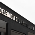 Jovem morre a caminho de hospital após ser atingido por facada no abdômen