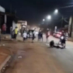 Homem é atropelado e morto com 11 facadas na saída de festa após assediar criança em Campo Grande 