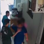 Dupla faz roleta russa na cabeça de vítima e leva joias