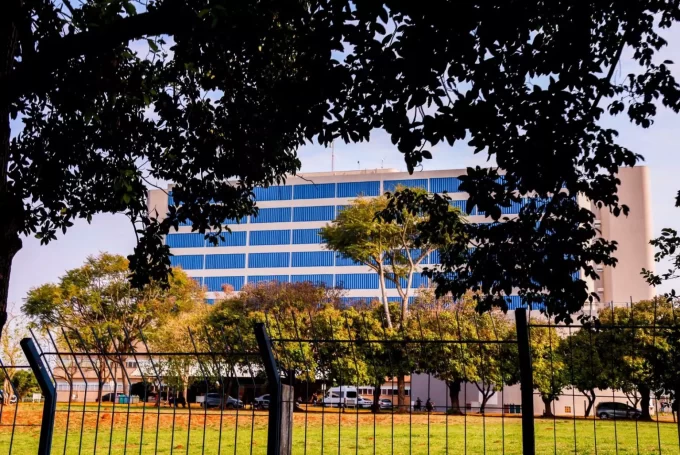 Com mais de 100 profissionais cedidos, HRMS tem desfalque em atendimento