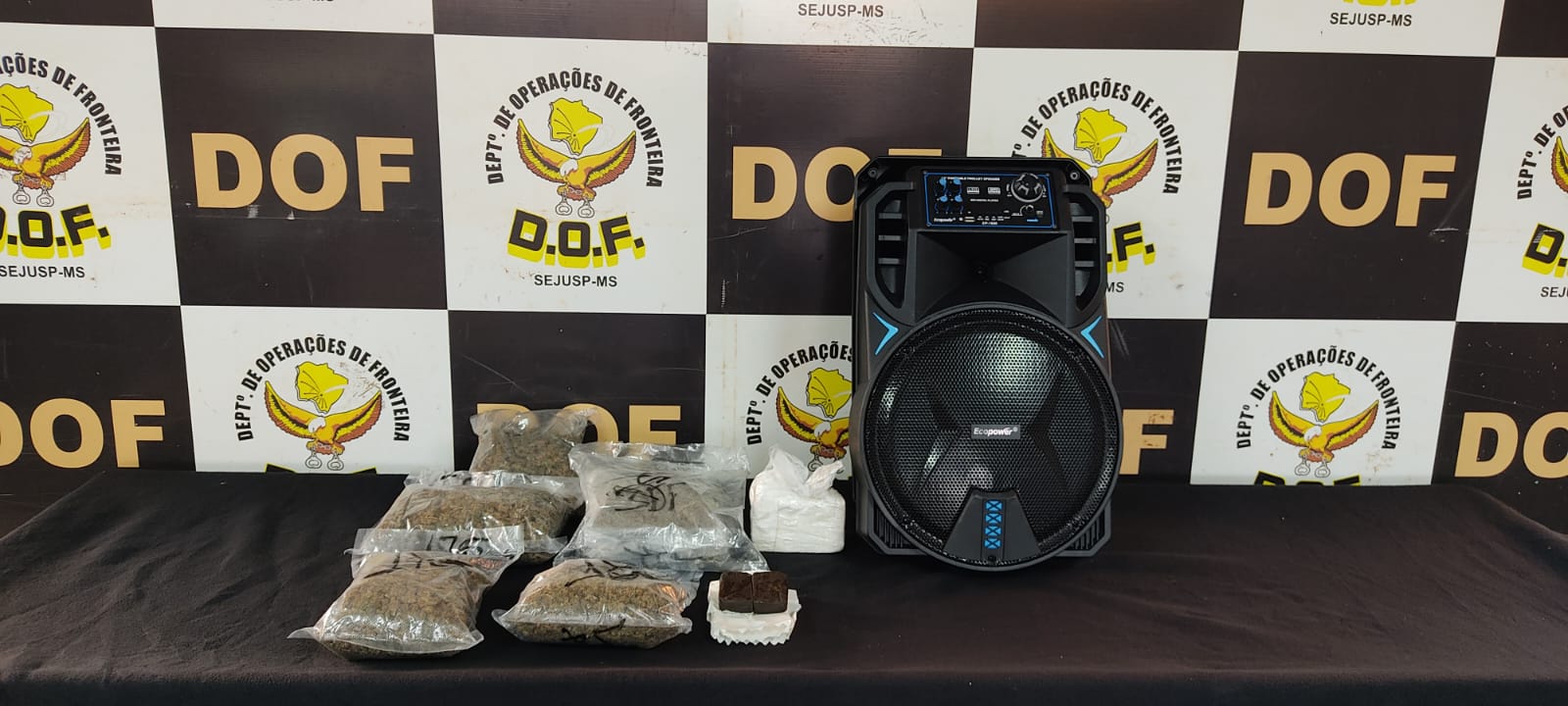 Adolescentes que seguiam com droga para Dourados são apreendidos pelo DOF em Laguna Carapã