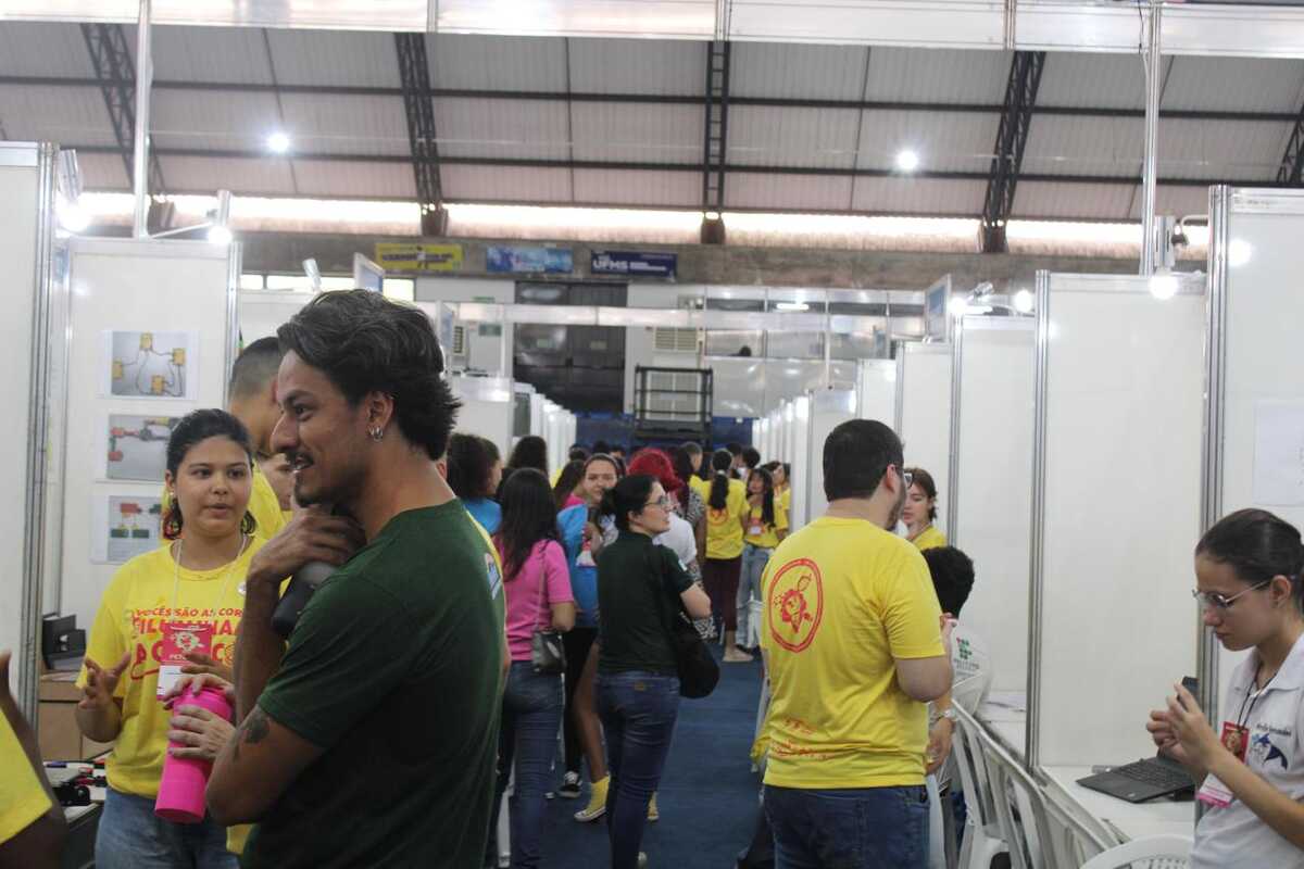 FETEC MS divulga lista de finalistas para o maior evento científico de educação básica do Estado