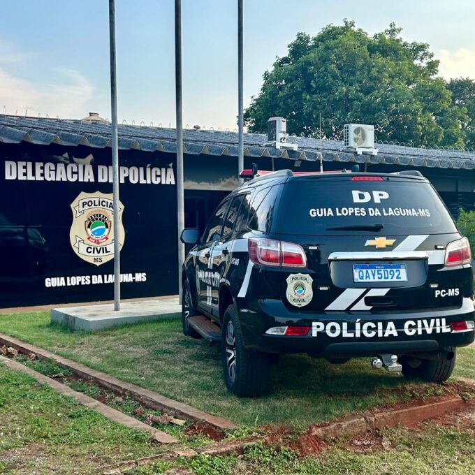 Polícia Civil cumpre mandado de busca domiciliar, prende em flagrante dois homens por tráfico de drogas e associação para o tráfico