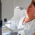 Servidoras realizam mamografia e papanicolau em ônibus no estacionamento do TCE-MS