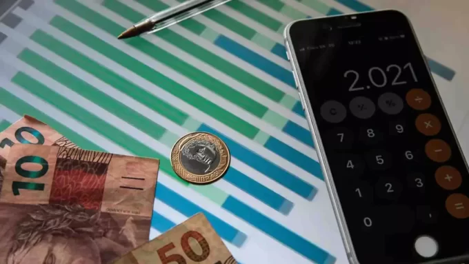 Mercado financeiro eleva previsão da inflação de 4,39% para 4,5%