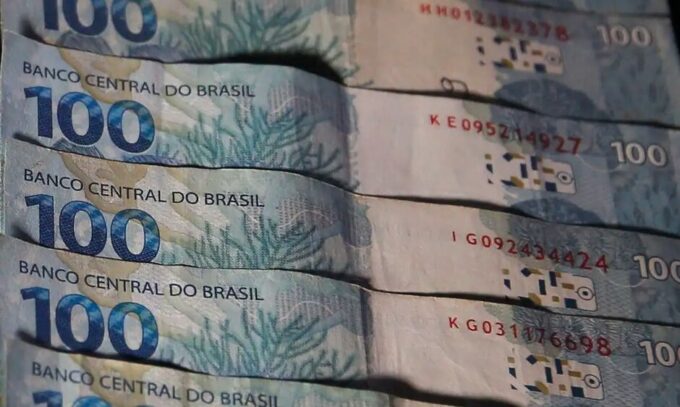 Não resgatou? Governo dará mais 6 meses para saque de dinheiro esquecido nos bancos