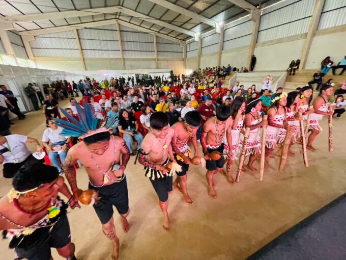 Caarapó recebe mega ação que leva mais de 40 serviços gratuitos a indígenas da aldeia Te’yíkue